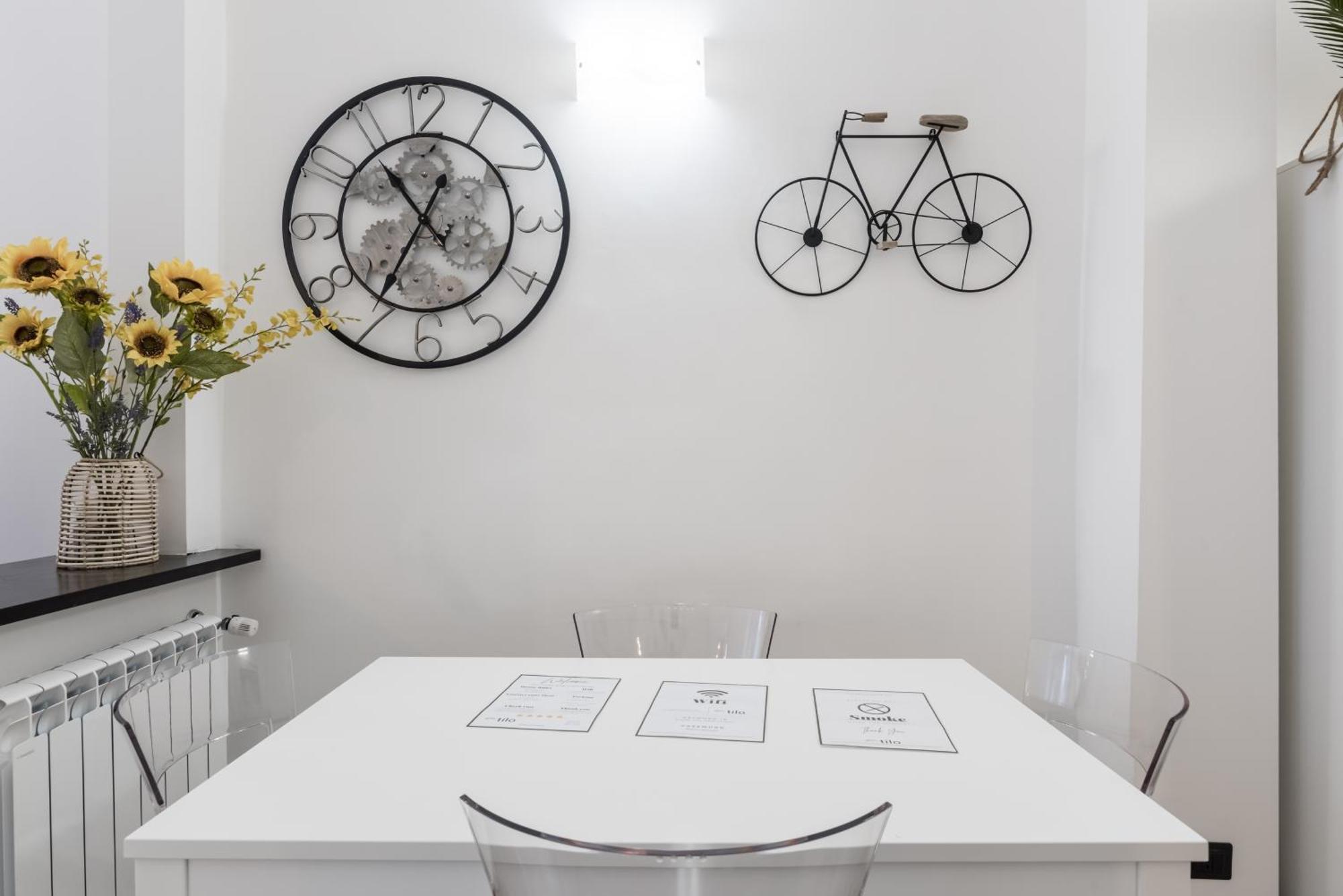 Acquario 5 Minuti, 1Br , Free A-C, Wifi & Netflix "City Center" By Tilo Genoa Exterior photo