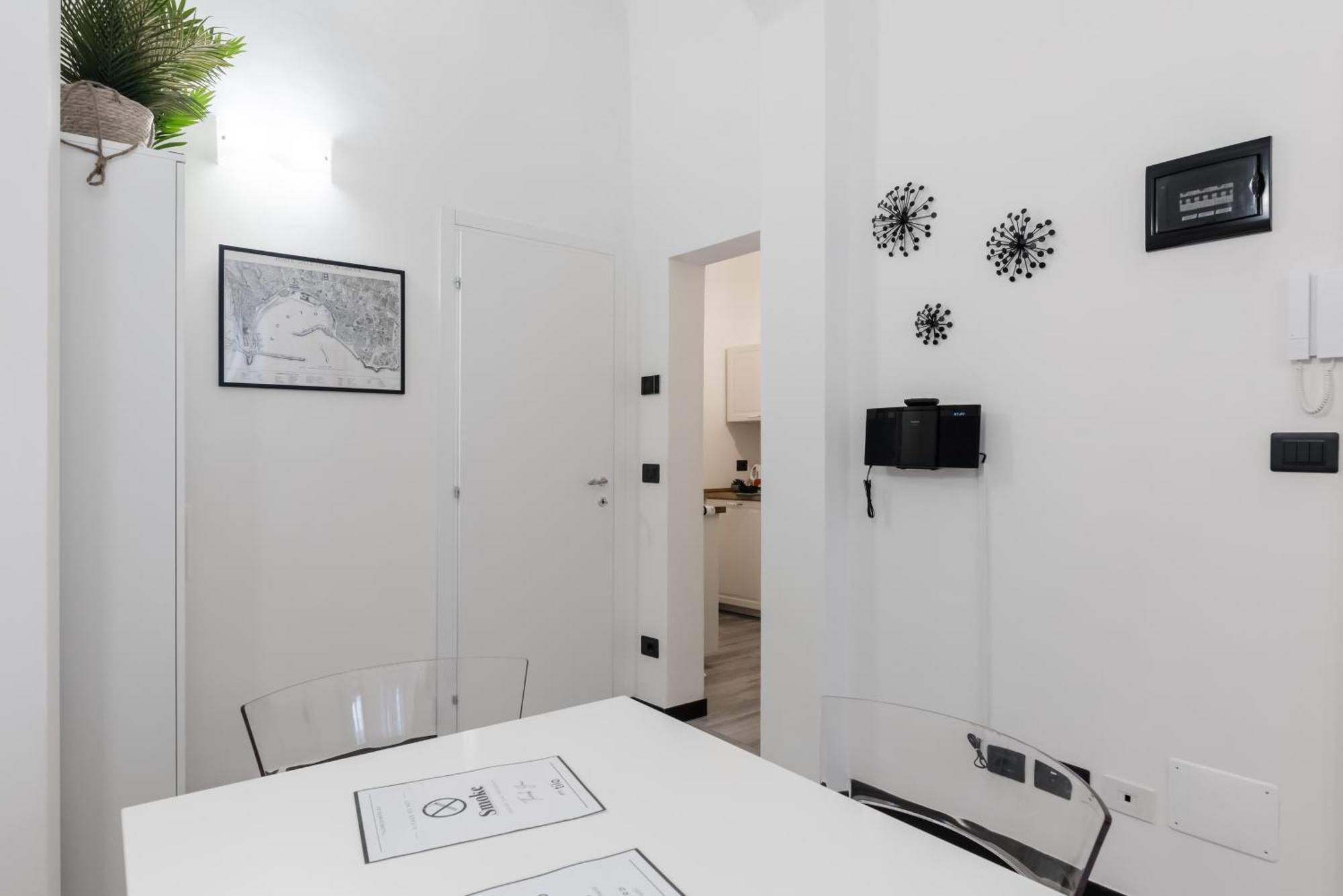 Acquario 5 Minuti, 1Br , Free A-C, Wifi & Netflix "City Center" By Tilo Genoa Exterior photo