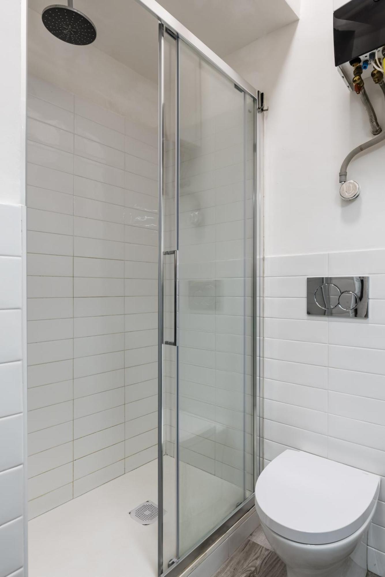Acquario 5 Minuti, 1Br , Free A-C, Wifi & Netflix "City Center" By Tilo Genoa Exterior photo